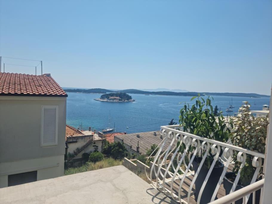 Private Room With View 1 Hvar Town Exterior photo